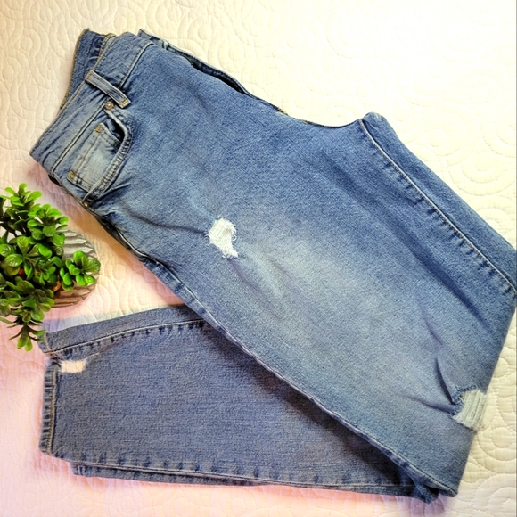 Current Elliot | Boyfriend Jean | Peaceful Blue | Destroyed | Size 26 - Picture 4 of 15